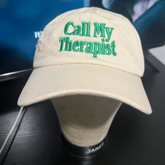 Market hat - Picture 1 of 4